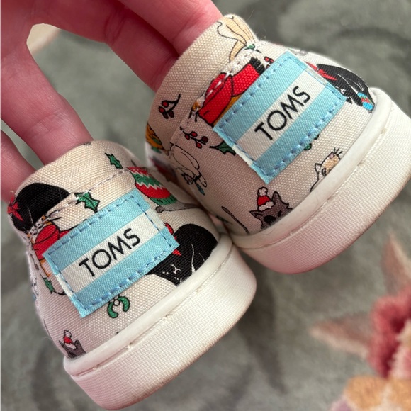 Kids Christmas Tom’s - Picture 6 of 12